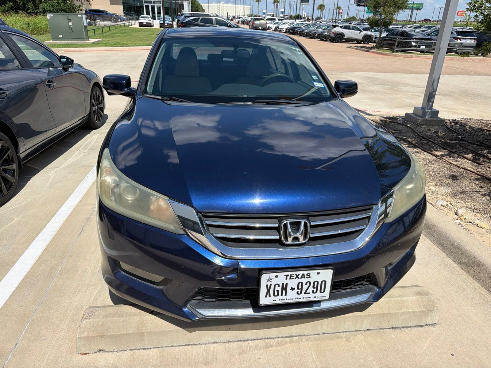 Used 2015 Honda Accord EX image 8