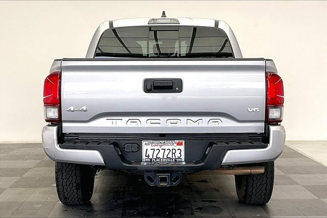 Used 2020 Toyota Tacoma SR5 image 3