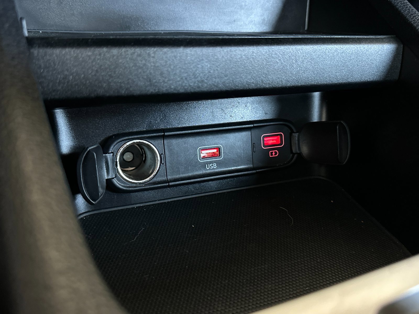 Used 2024 Kia Forte LXS image 25