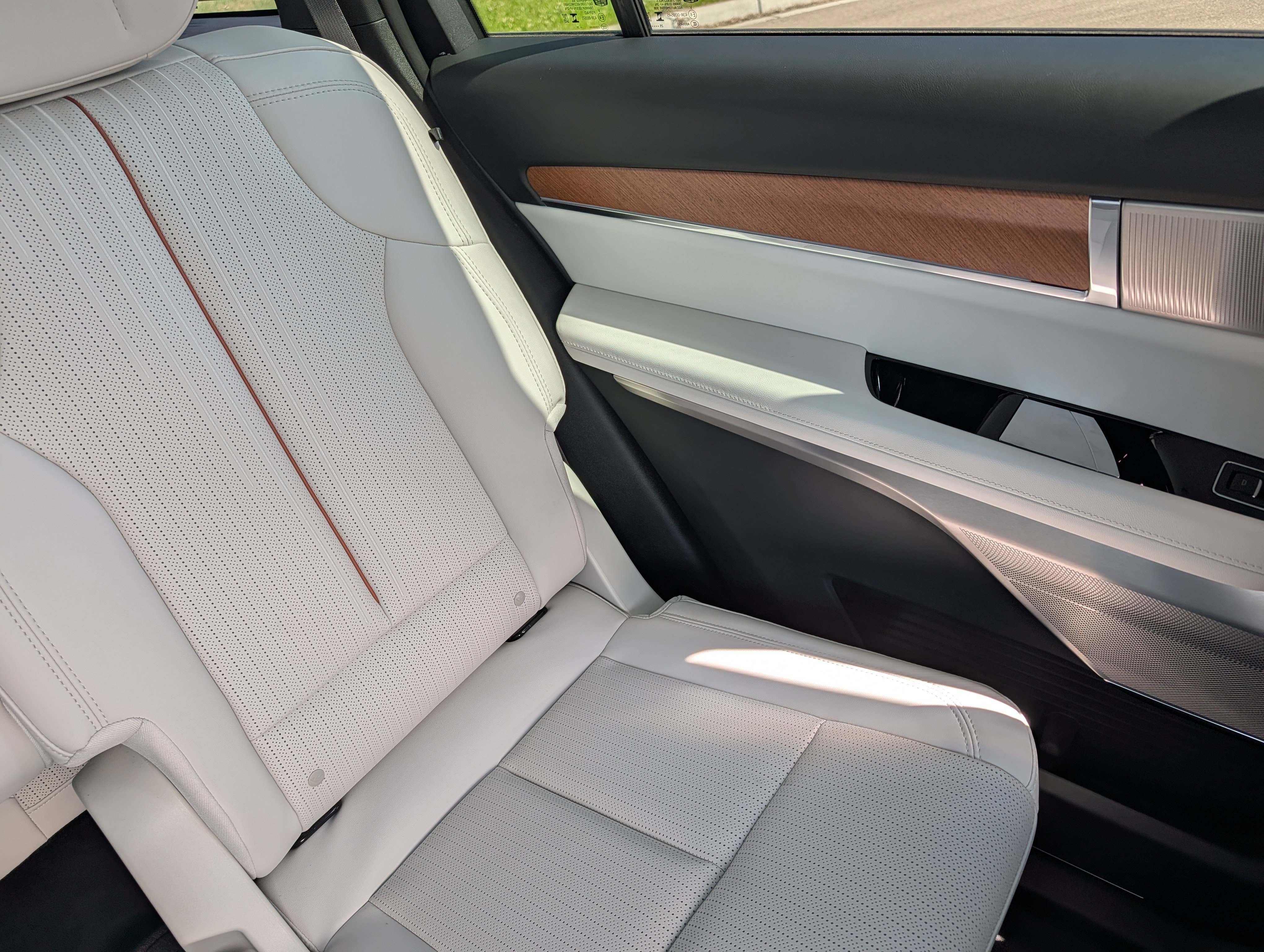 New 2026 Cadillac Vistiq Sport AWD/4WD image 12