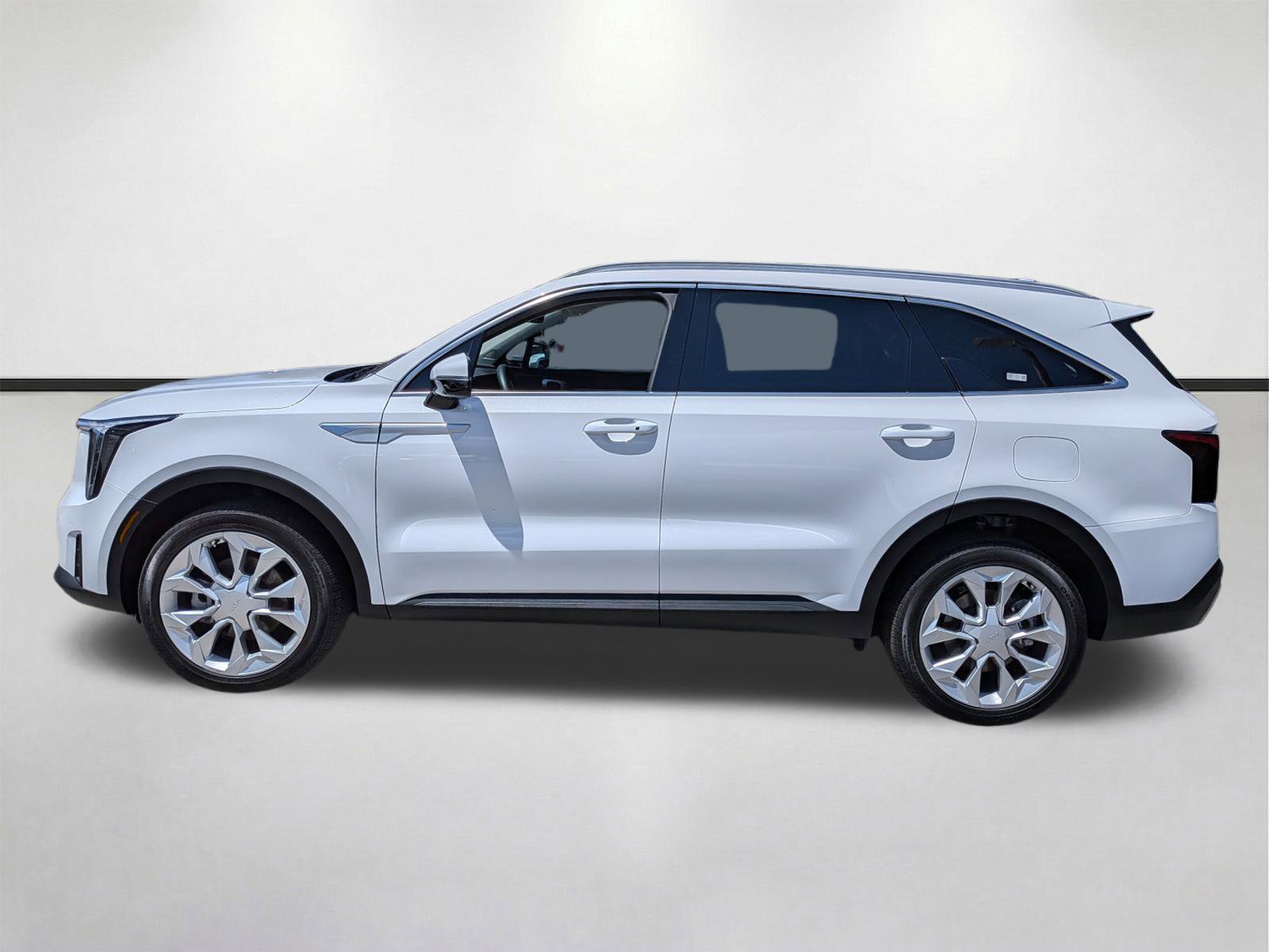 Used 2025 Kia Sorento EX w/ Panoramic Sunroof Package AWD/4WD image 7