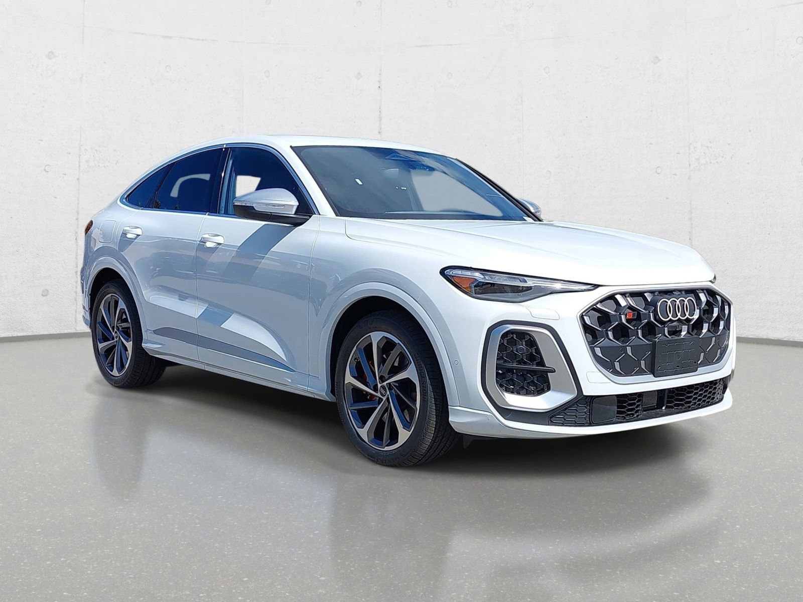 New 2026 Audi SQ5 Premium Plus AWD/4WD image 3