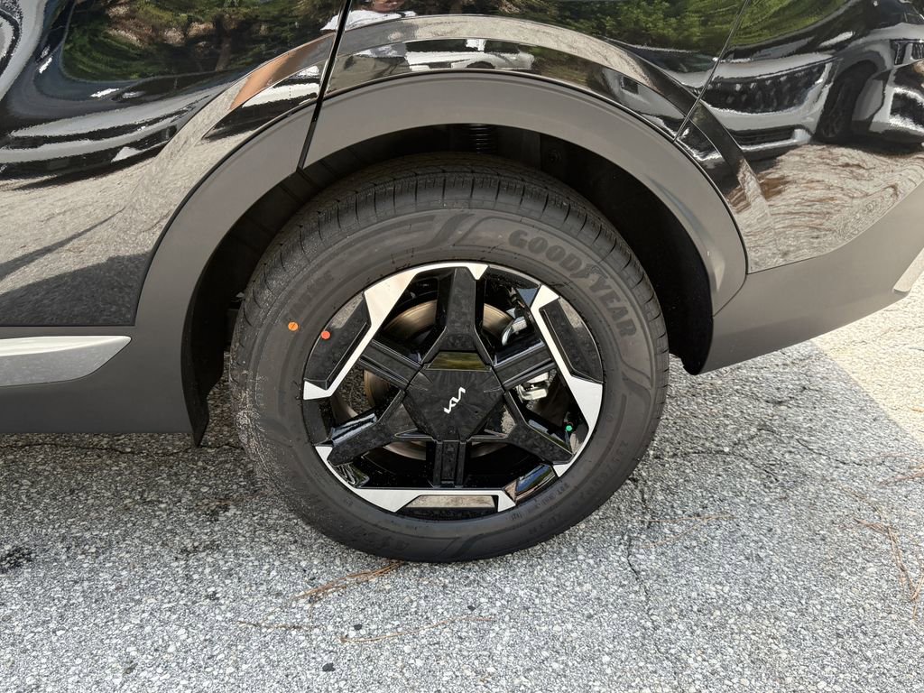 New 2026 Kia Sportage S image 32
