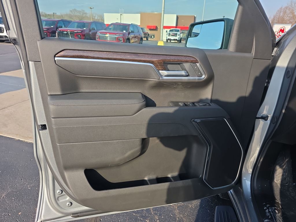 New 2026 GMC Sierra 1500 Elevation image 11