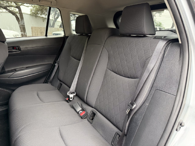 Used 2022 Toyota Corolla Cross LE FWD image 15