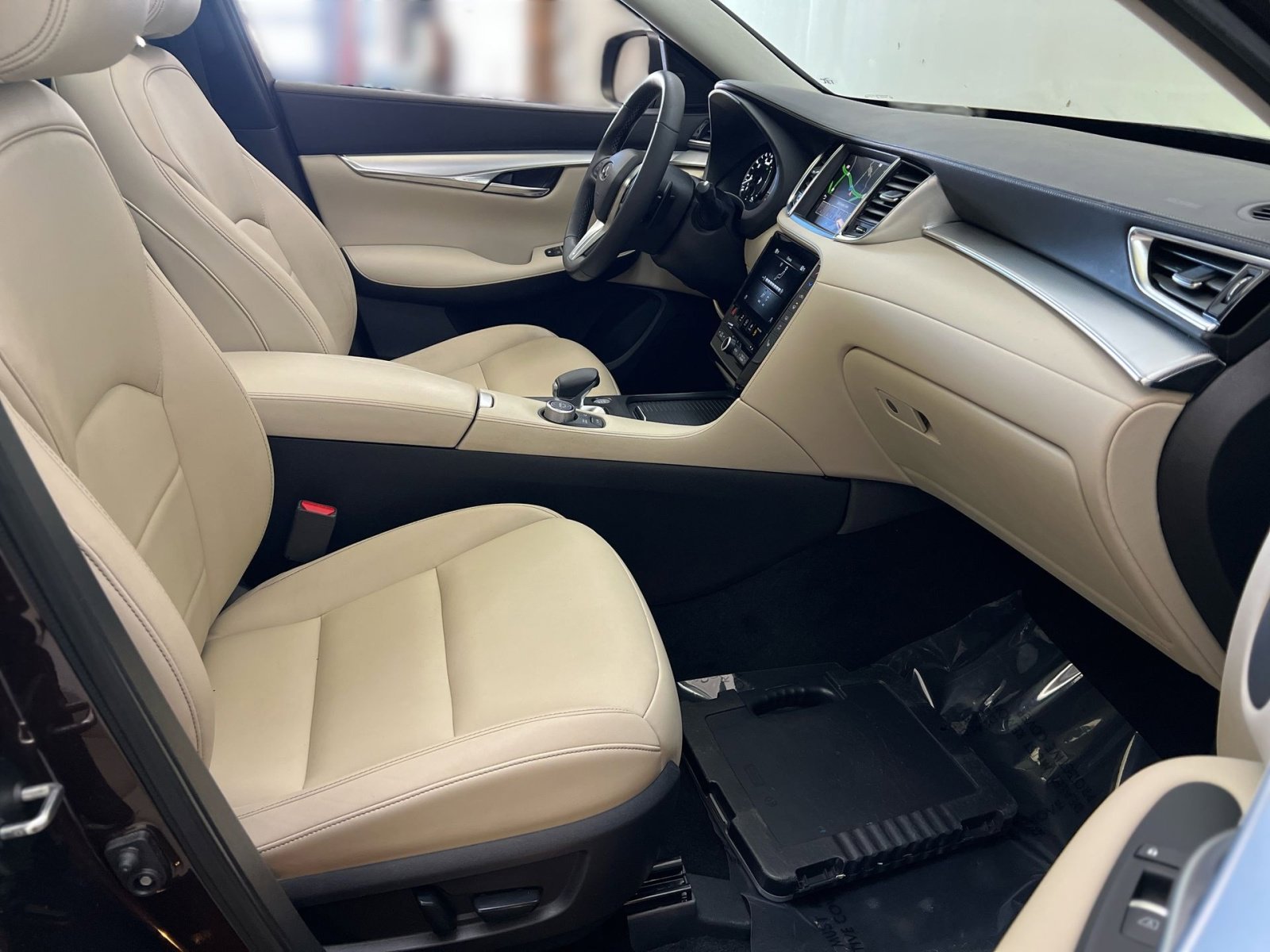 Used 2020 INFINITI QX50 Luxe w/ Navigation Package image 25