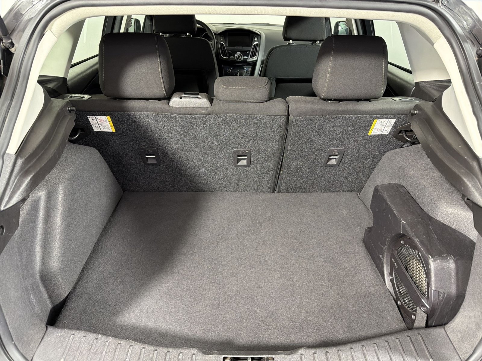 Used 2018 Ford Focus SEL FWD image 25