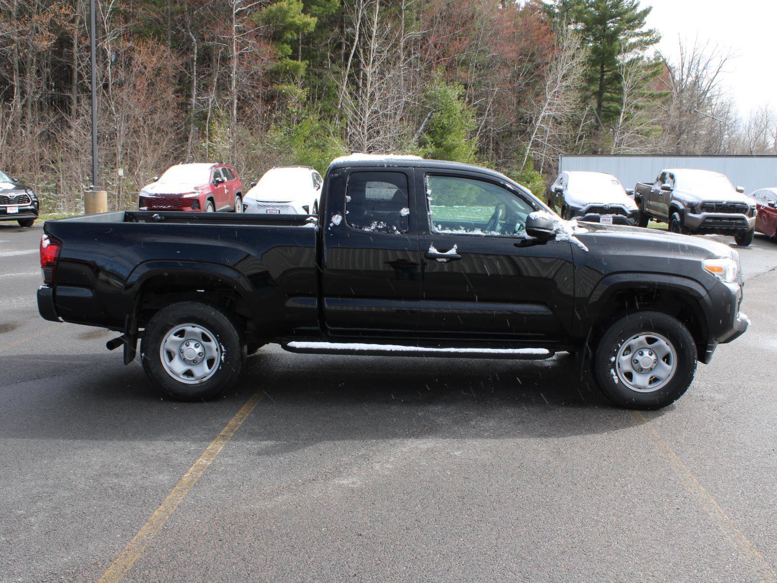 Used 2023 Toyota Tacoma SR image 5