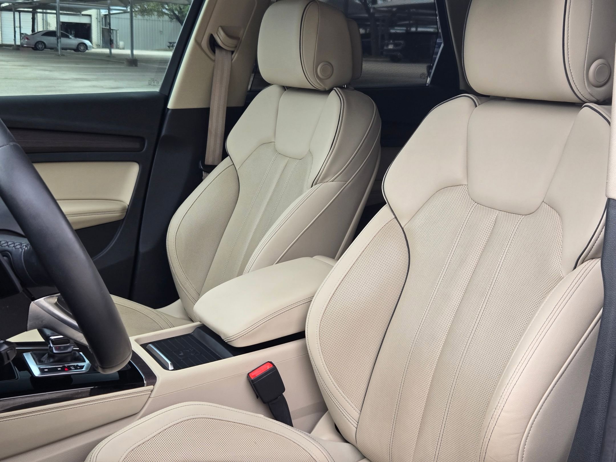 Used 2021 Audi Q5 2.0T Premium Plus w/ Premium Plus Package AWD/4WD image 14