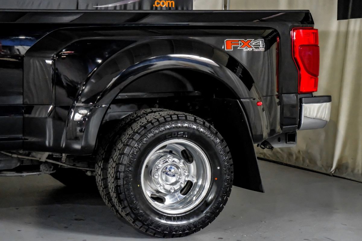 Used 2020 Ford F350 Lariat w/ Lariat Ultimate Package image 13