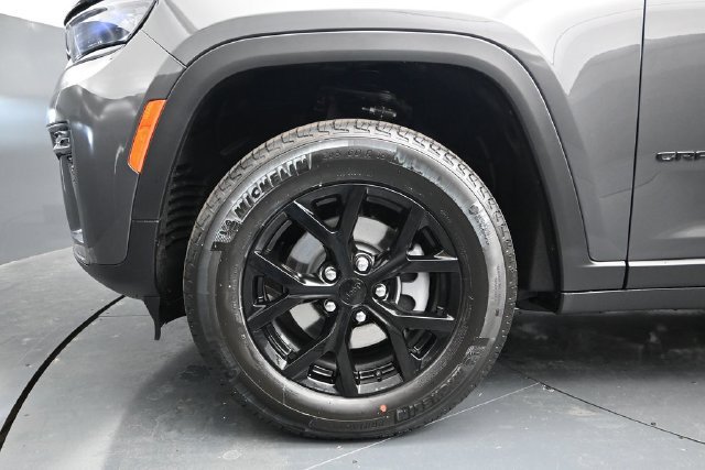 New 2026 Jeep Grand Cherokee Altitude AWD/4WD image 14