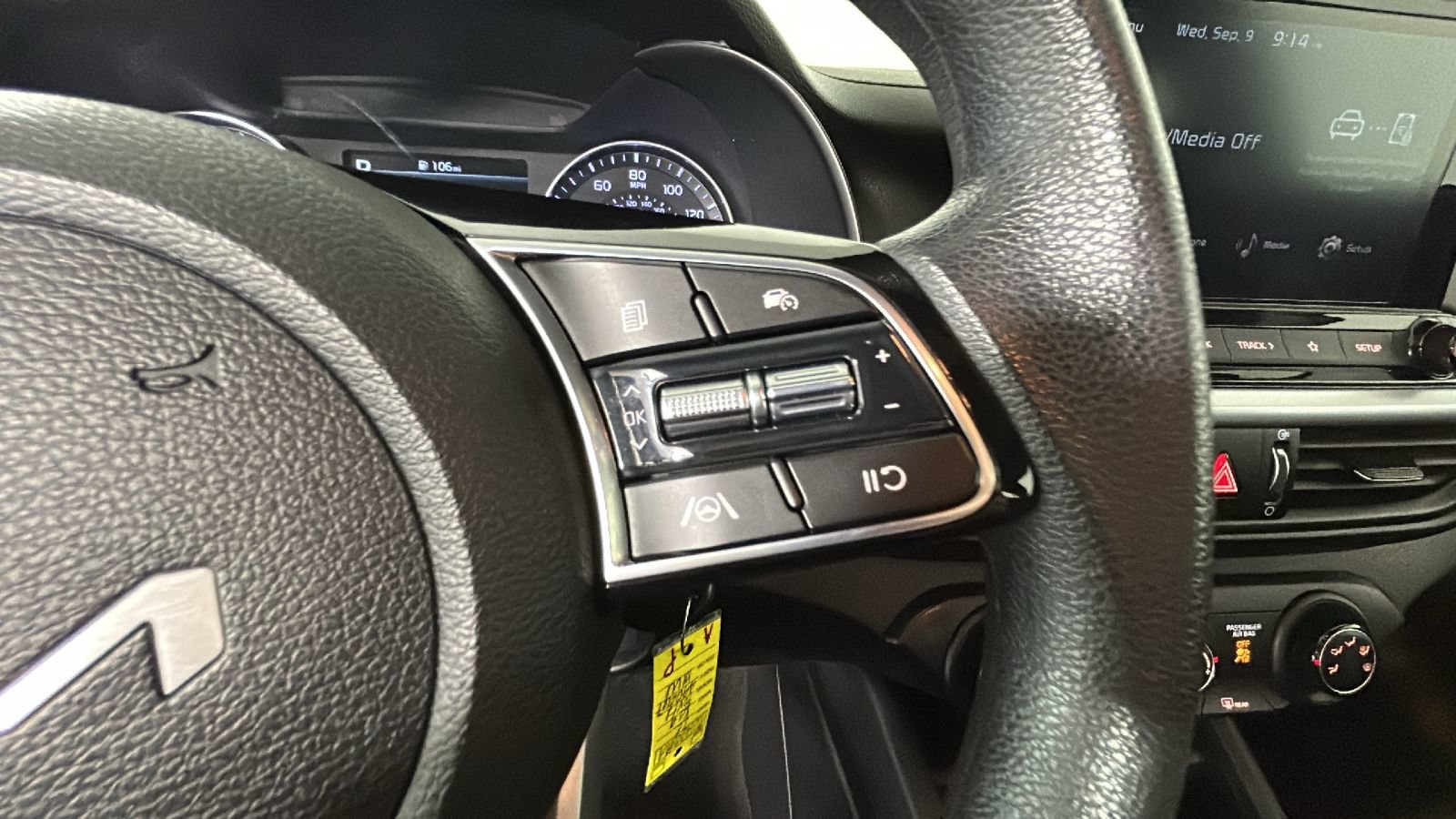 Used 2022 Kia Forte LXS FWD image 20
