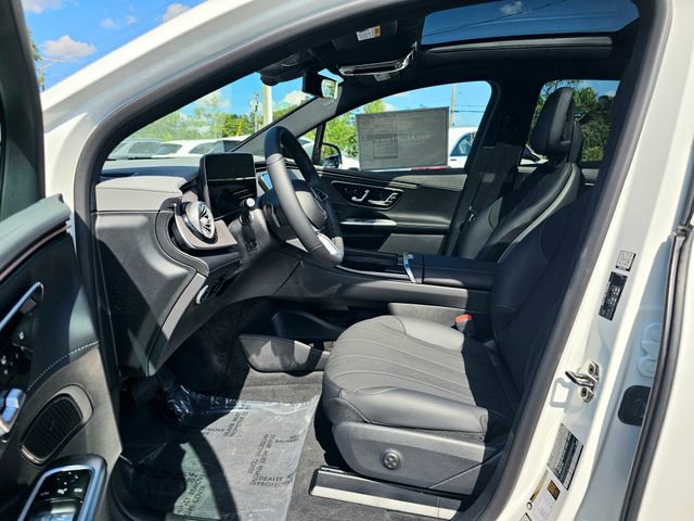 New 2026 Mercedes-Benz EQE 320 4MATIC SUV image 17
