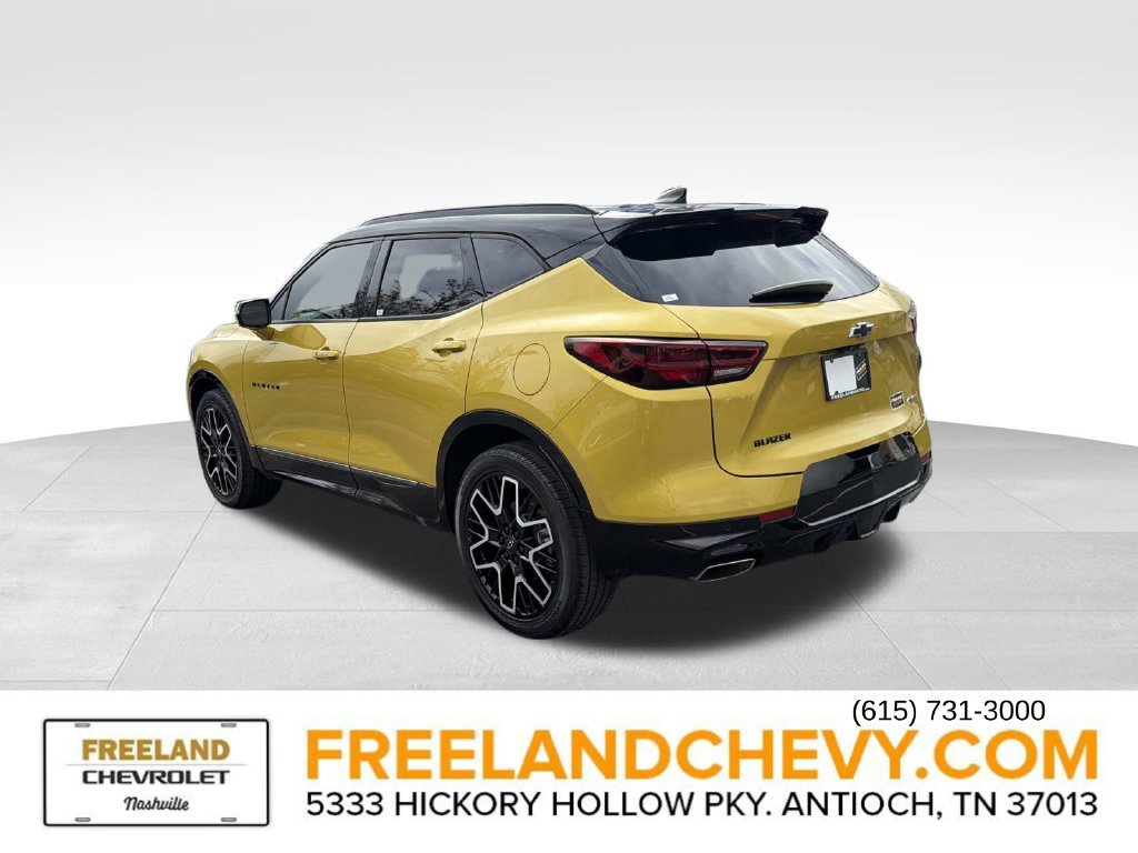 Used 2023 Chevrolet Blazer RS w/ Driver Confidence II Package FWD image 5