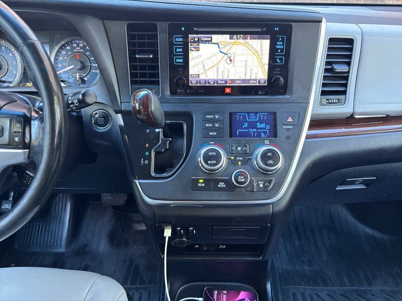 Used 2017 Toyota Sienna Limited Premium AWD/4WD image 21