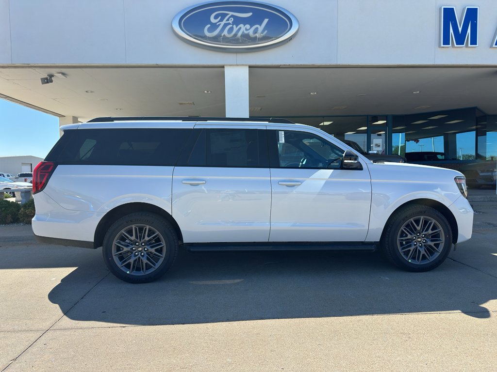 New 2026 Ford Expedition Max Platinum AWD/4WD image 7