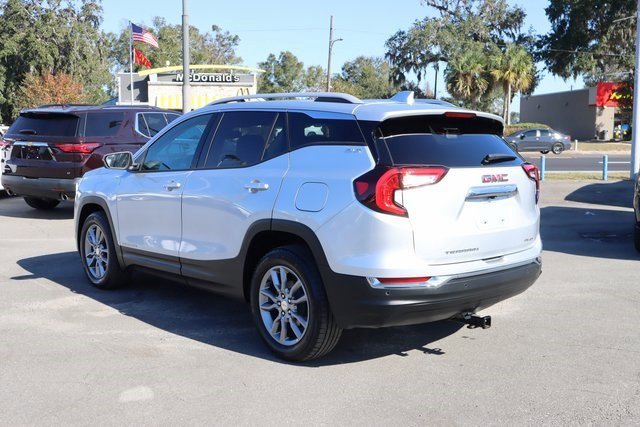 Certified 2022 GMC Terrain SLT image 5