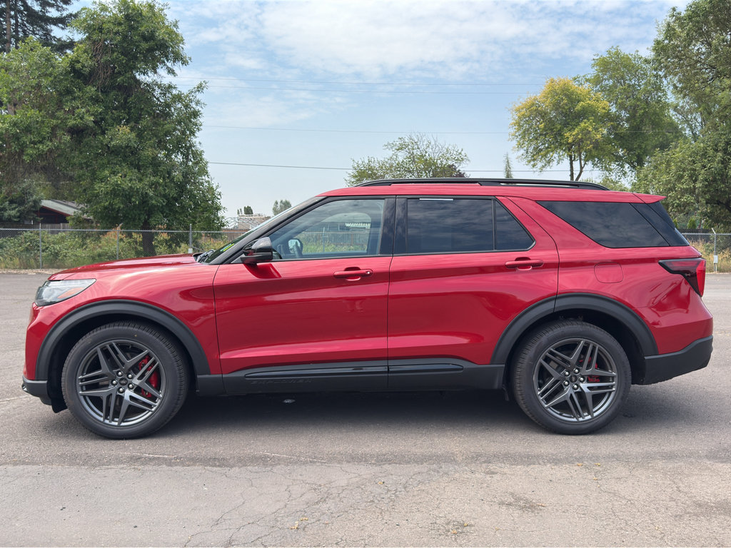 Used 2025 Ford Explorer ST w/ Sun And Sound Package AWD/4WD image 24