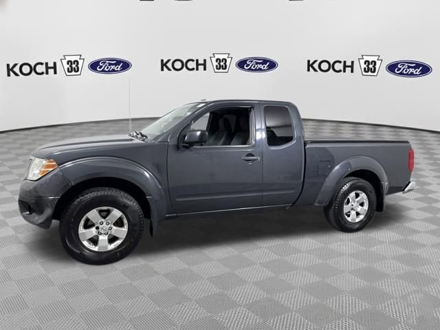 Used 2013 Nissan Frontier SV image 4