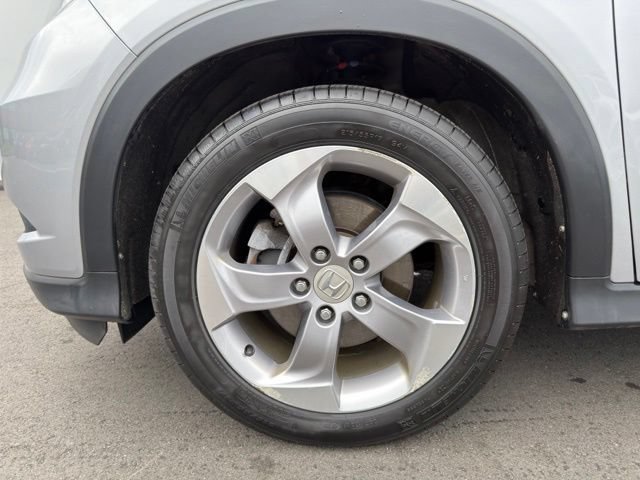 Used 2018 Honda HR-V LX image 24
