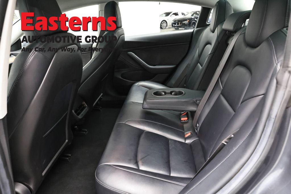 Used 2018 Tesla Model 3 Long Range image 17