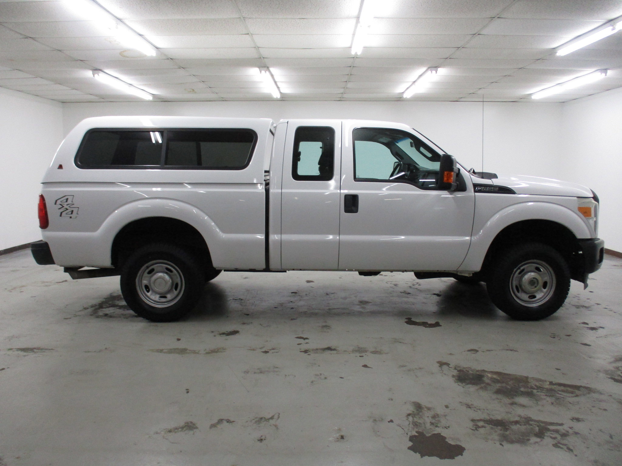 Used 2015 Ford F250 XL w/ Power Equipment Group image 14