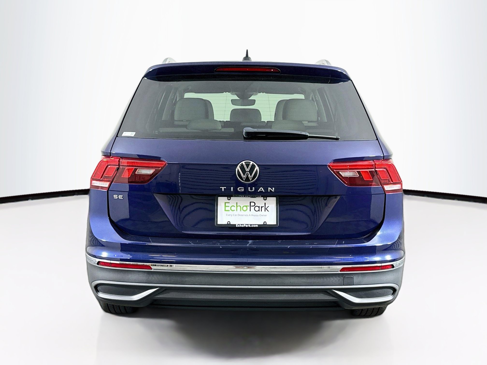 Used 2023 Volkswagen Tiguan SE FWD image 7