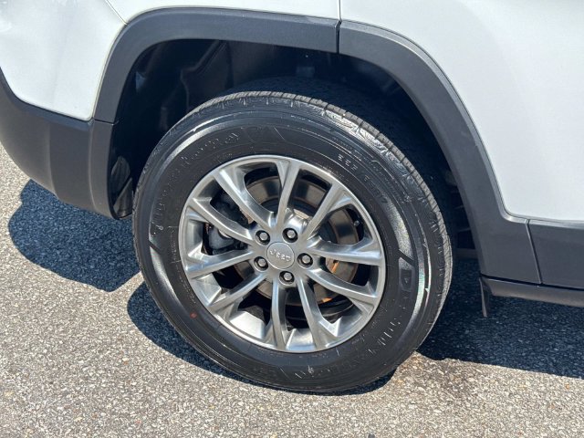 Used 2021 Jeep Cherokee Latitude Lux AWD/4WD image 12