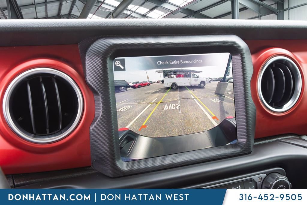 Used 2021 Jeep Gladiator Rubicon AWD/4WD image 8