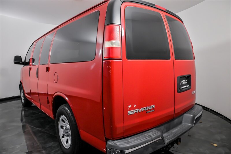 Used 2014 GMC Savana 1500 RWD image 8