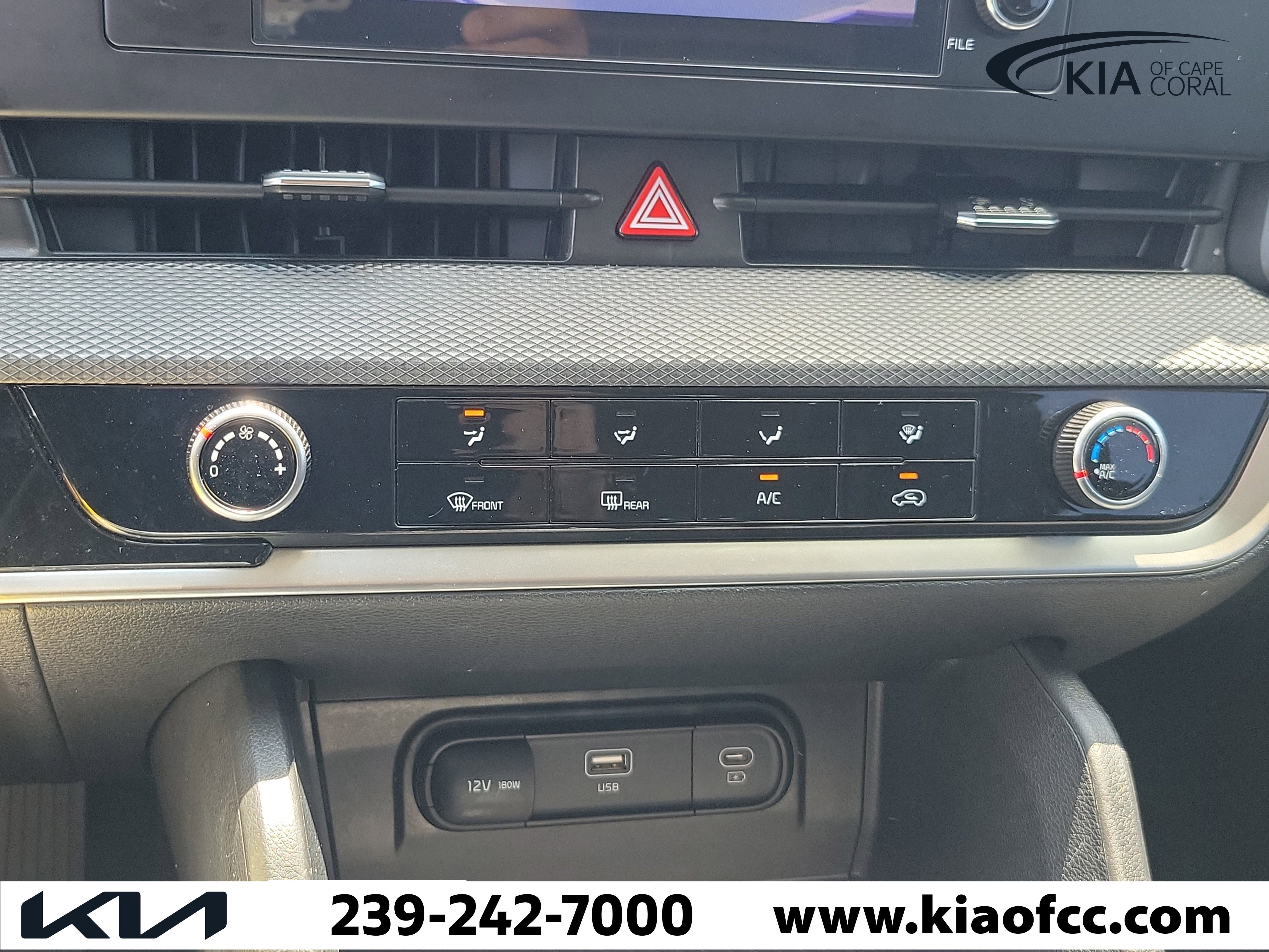 Certified 2024 Kia Sportage LX FWD image 27