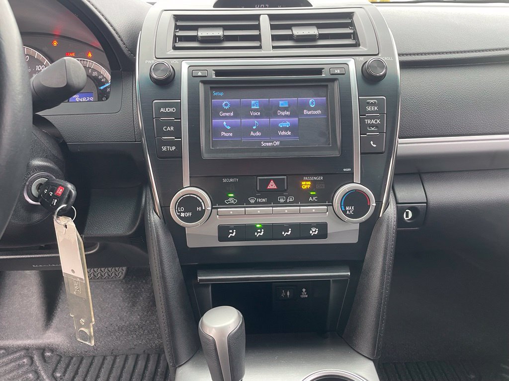 Used 2014 Toyota Camry SE FWD image 20