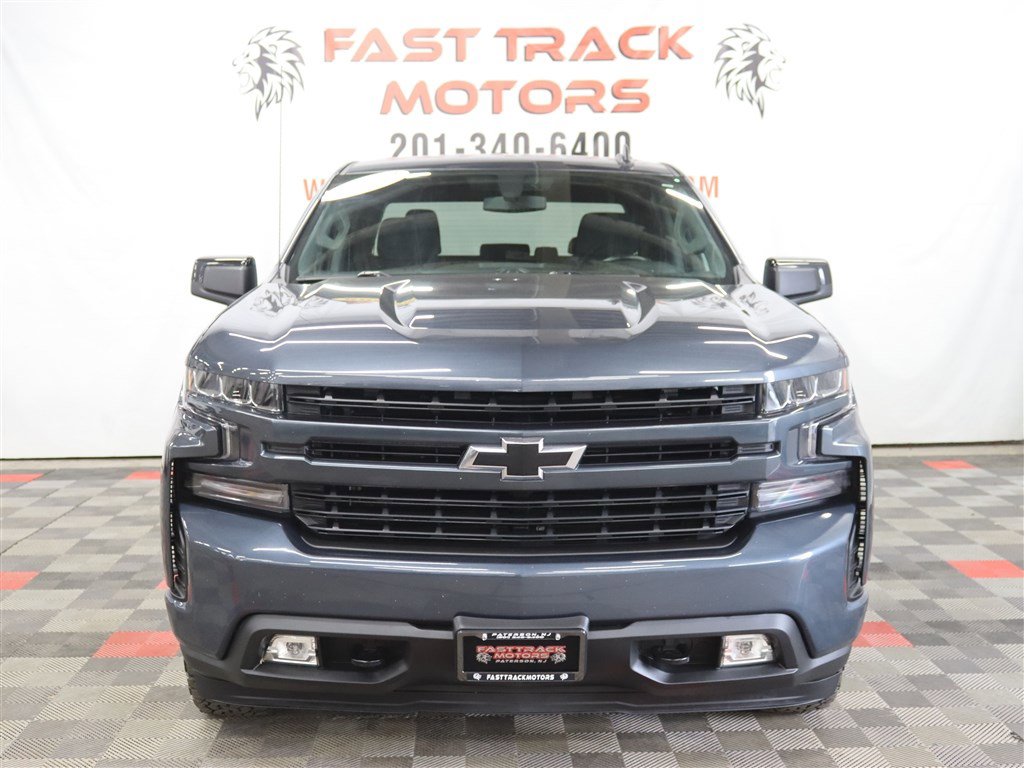 Used 2022 Chevrolet Silverado 1500 RST w/ Z71 Off-Road Package AWD/4WD image 2