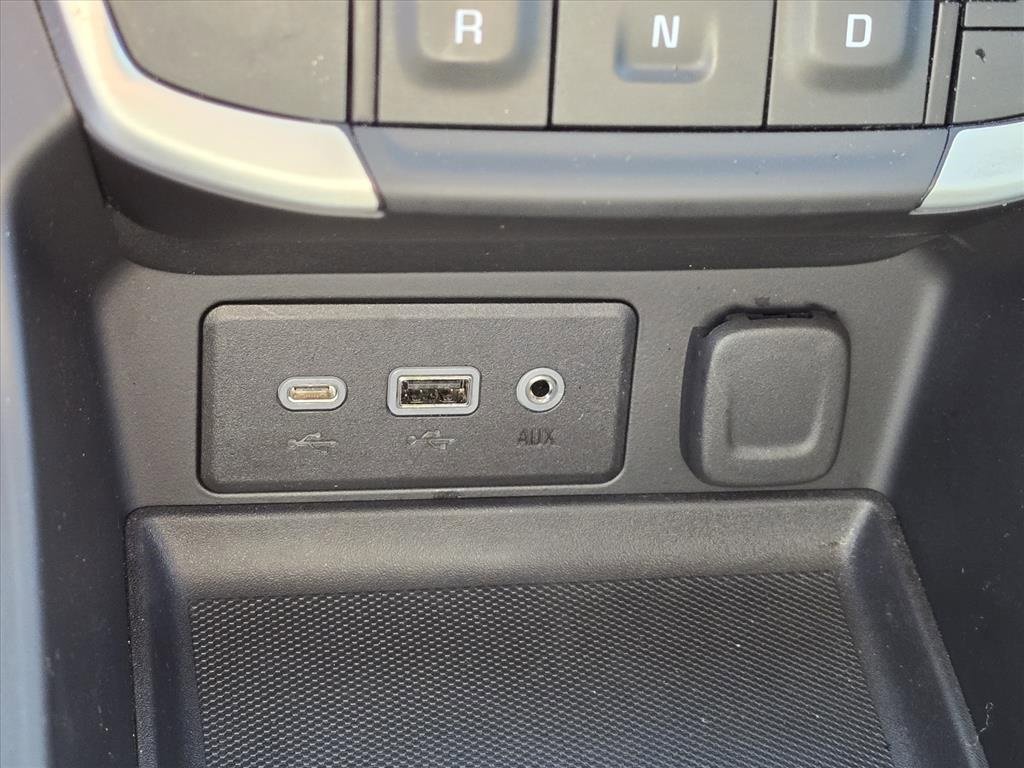 Used 2024 GMC Terrain SLE image 20