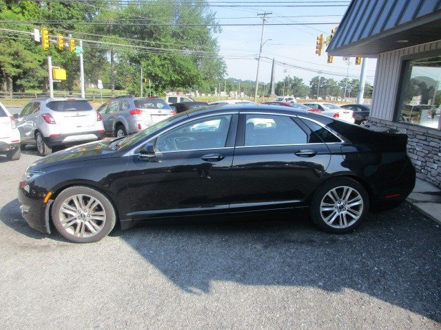 Used 2013 Lincoln MKZ FWD image 5