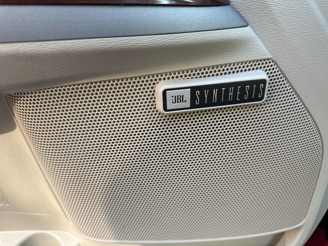 Used 2009 Toyota Venza AWD image 17