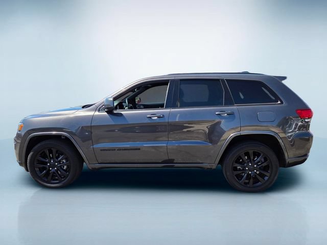 Used 2018 Jeep Grand Cherokee Altitude AWD/4WD image 7