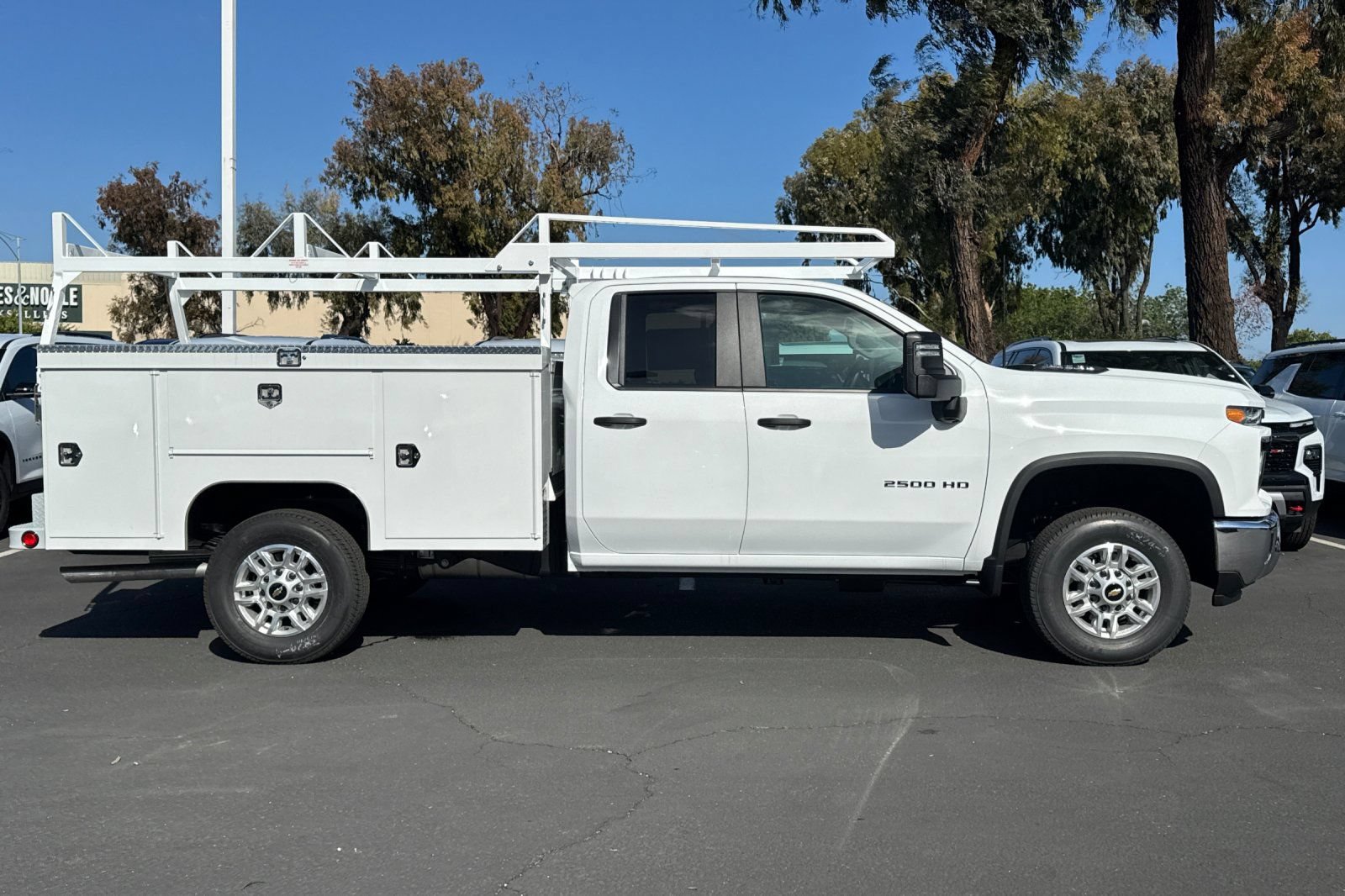 New 2026 Chevrolet Silverado 2500 W/T w/ WT Convenience Package RWD image 3