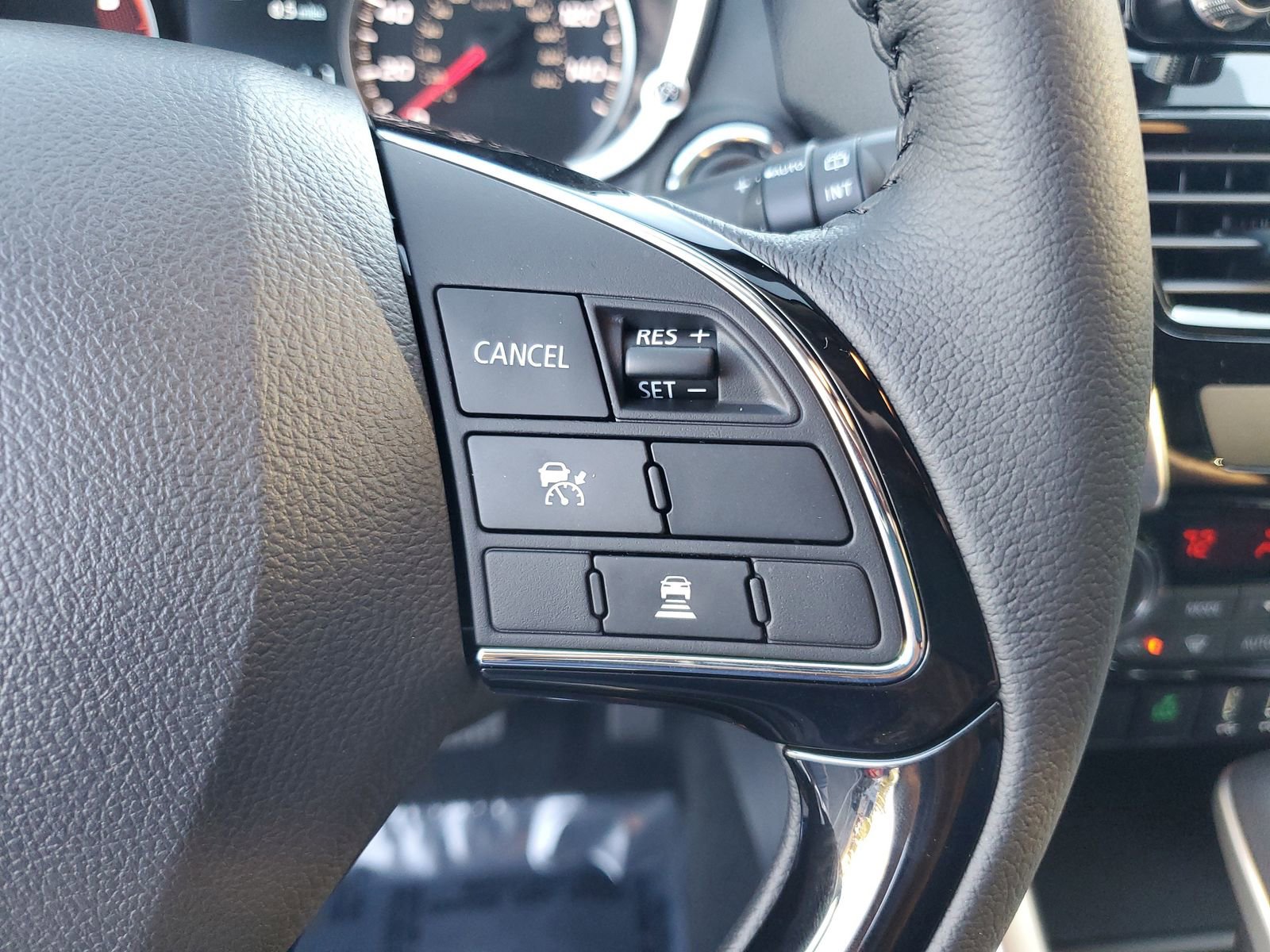 New 2026 Mitsubishi Eclipse Cross SE image 12