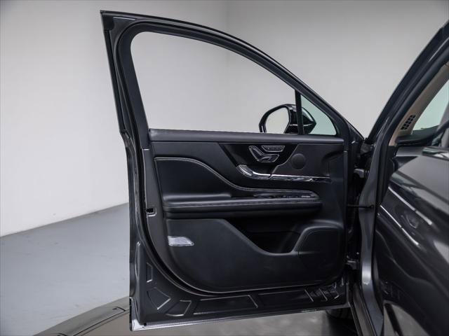 New 2025 Lincoln Corsair FWD w/ Equipment Group 101A image 23