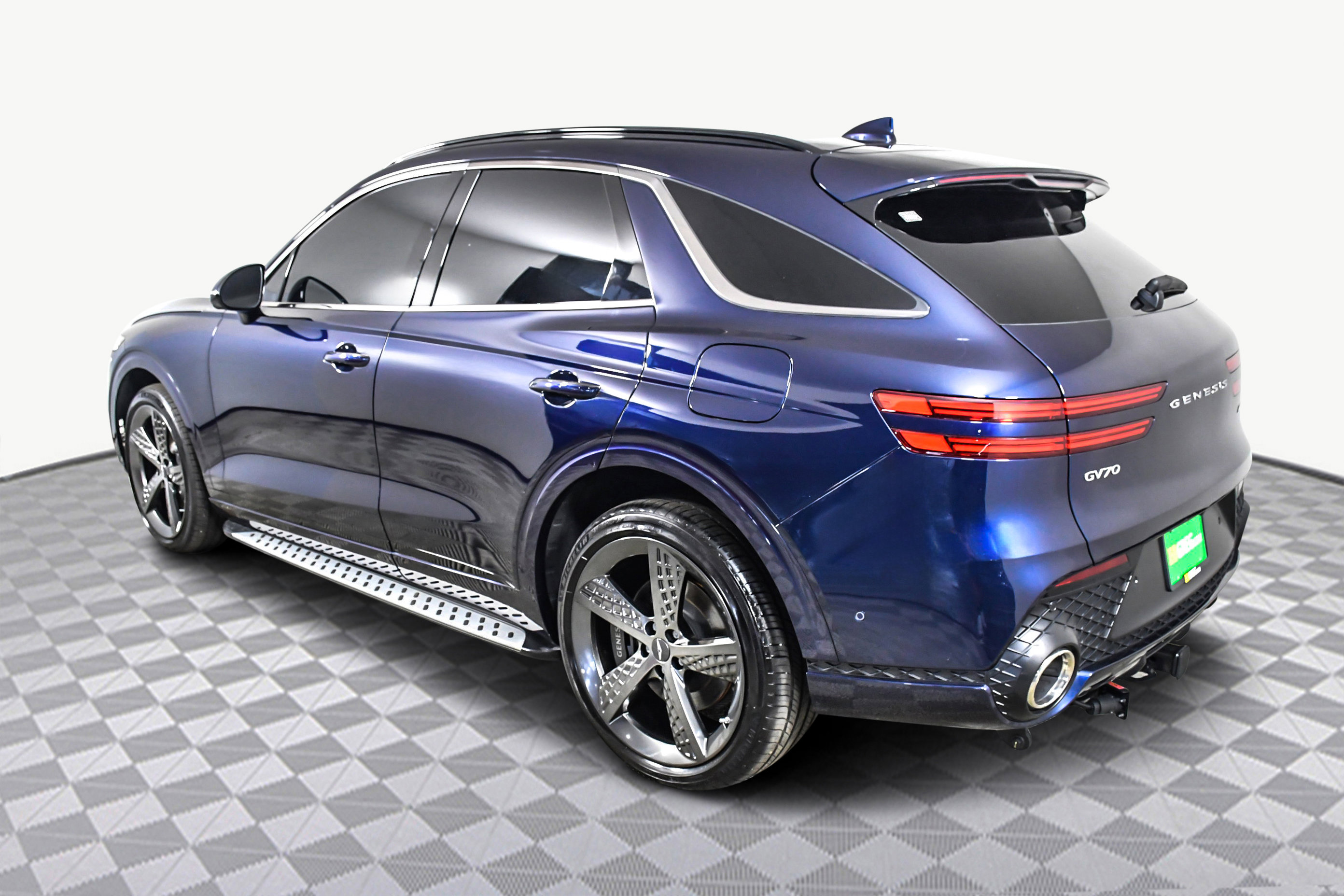 Used 2025 Genesis GV70 3.5T Sport w/ Sport Advanced Package image 6