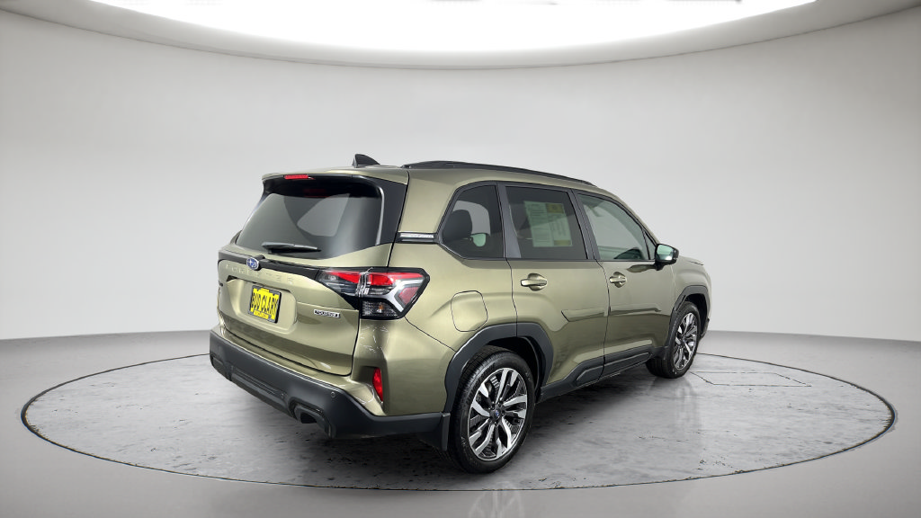Used 2026 Subaru Forester Touring AWD/4WD image 7