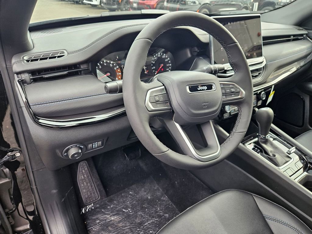New 2026 Jeep Compass Limited image 13
