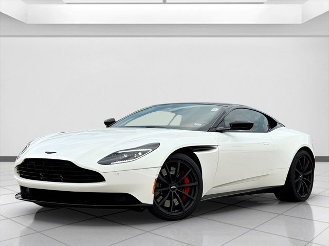Used 2022 Aston Martin DB11 Coupe image 7
