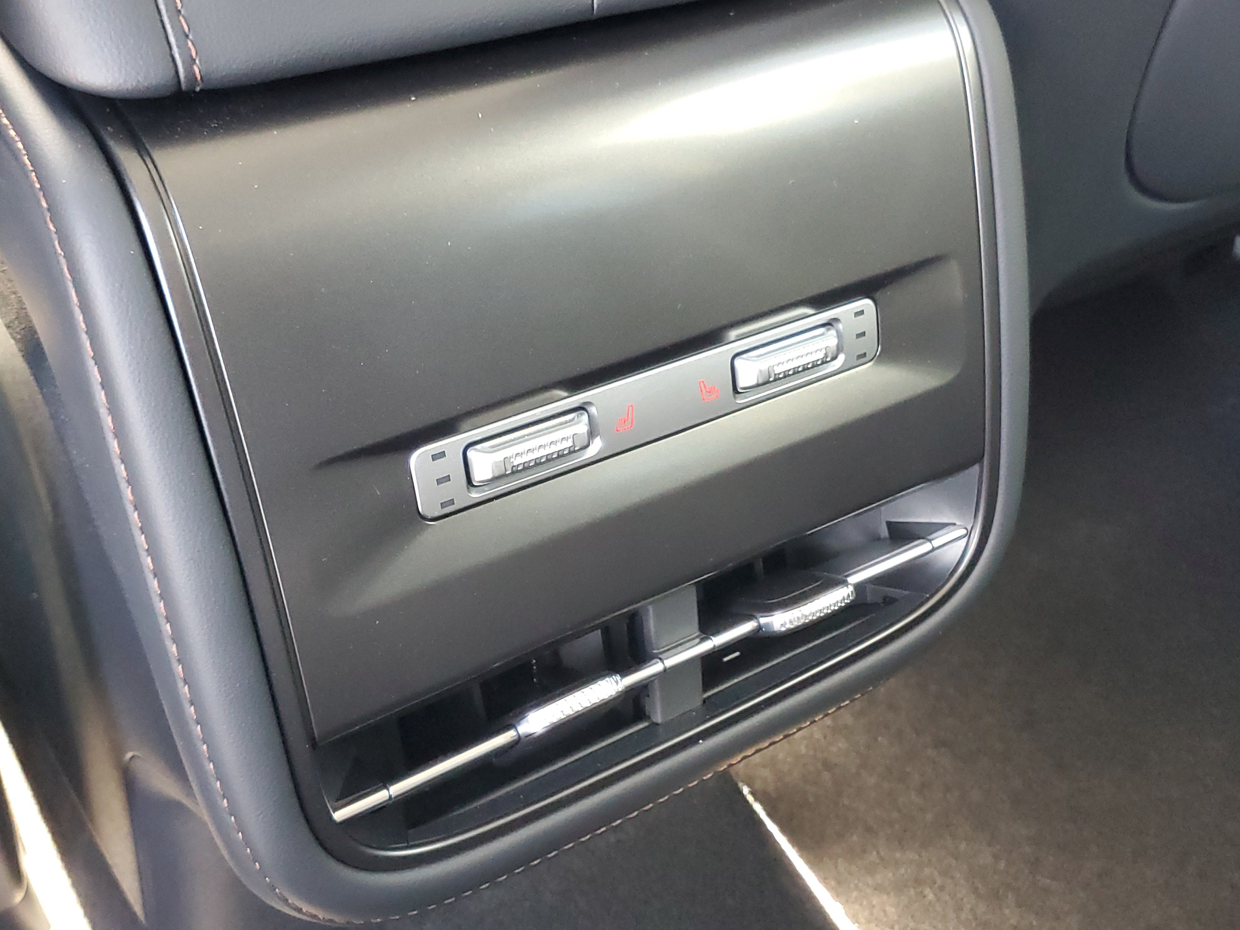 New 2026 Lincoln Nautilus Reserve w/ Jet Appearance Package AWD/4WD image 31