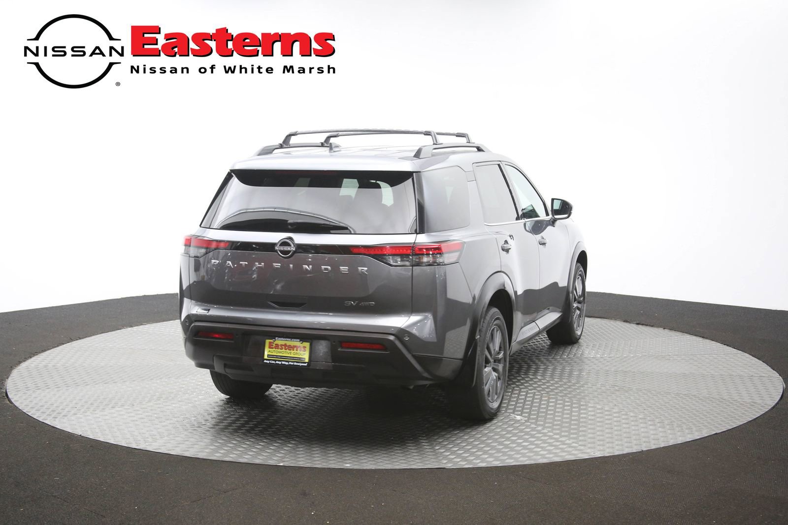 Used 2022 Nissan Pathfinder SV AWD/4WD image 36