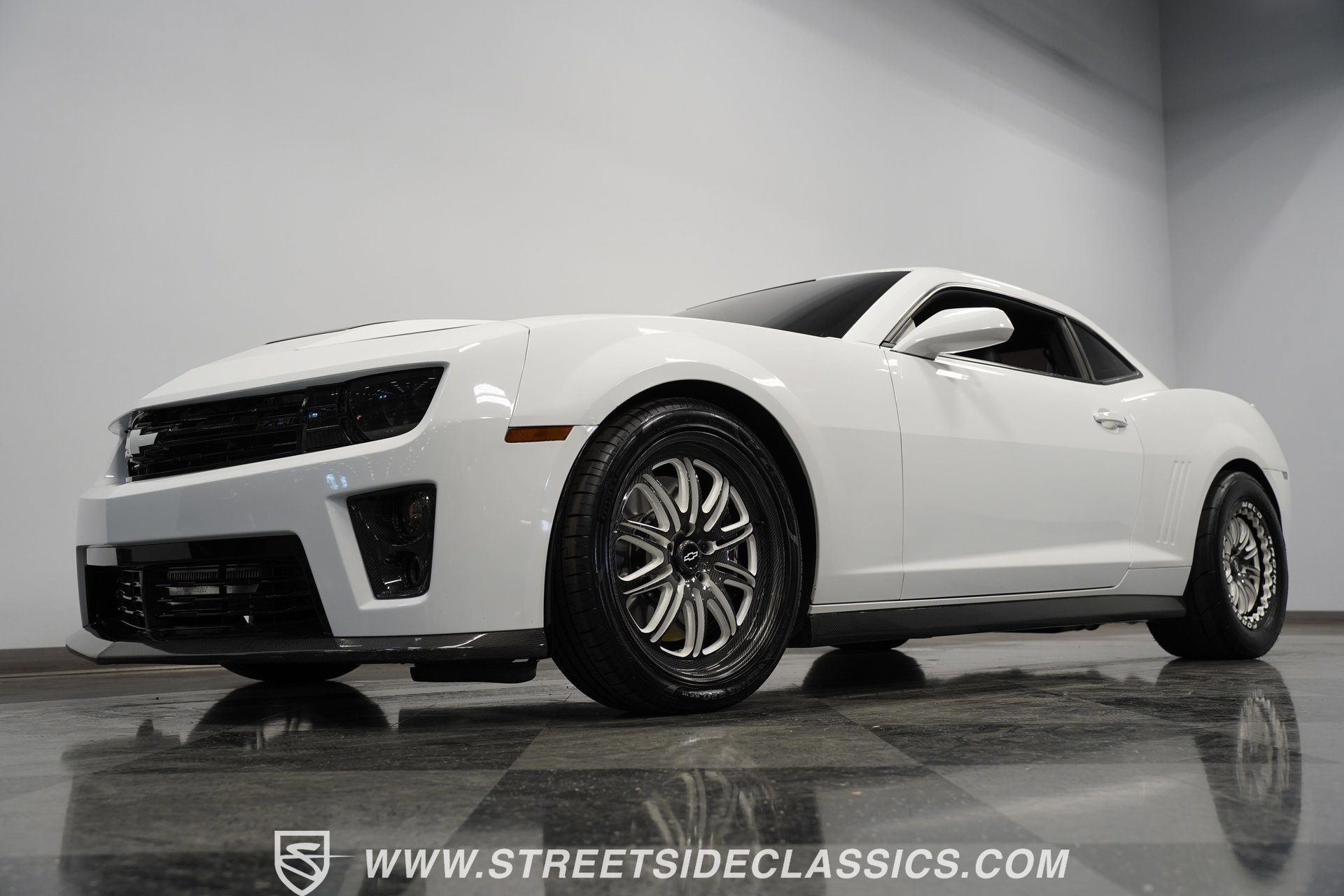 Used 2013 Chevrolet Camaro ZL1 image 19