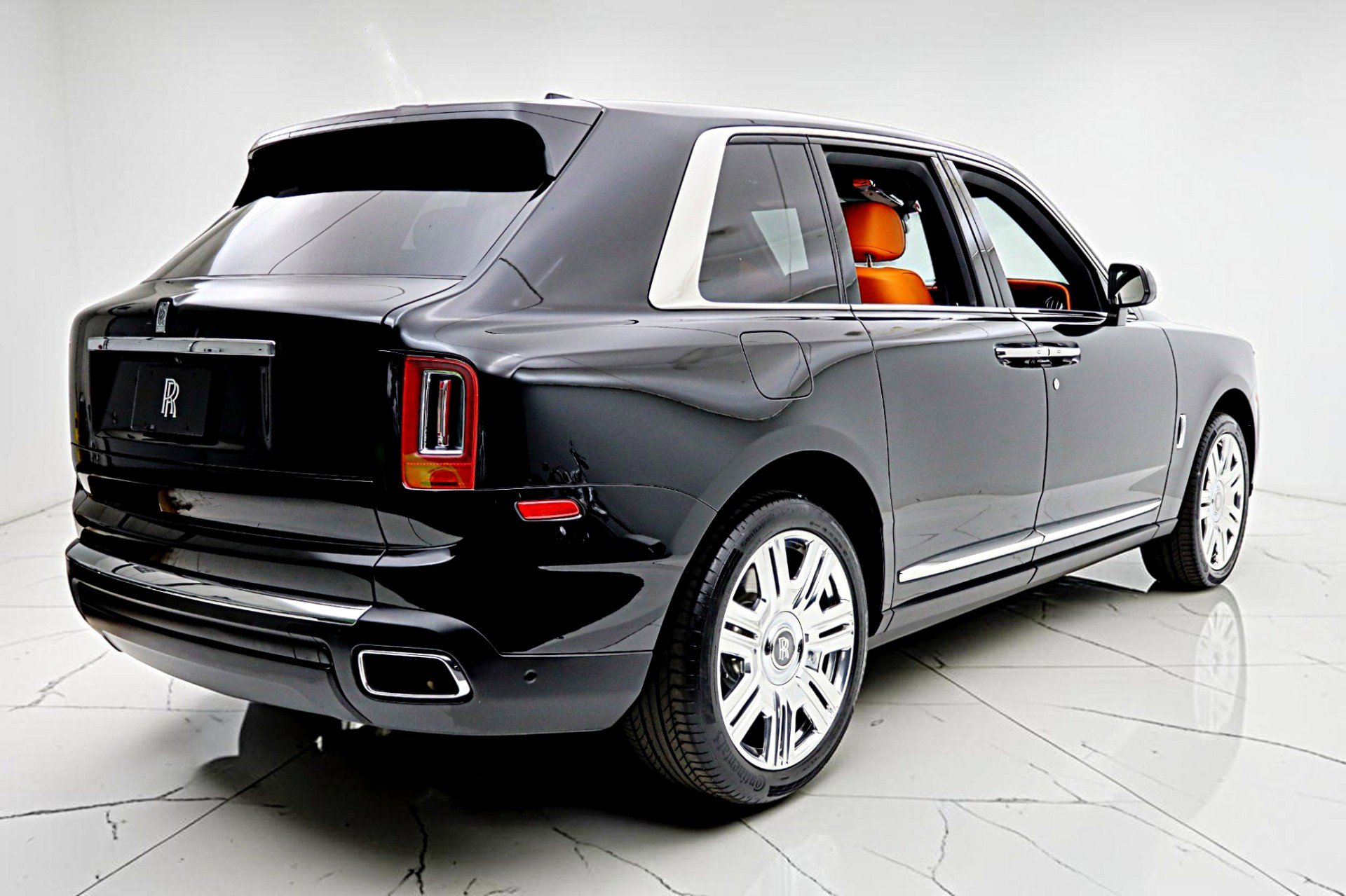 Used 2022 Rolls-Royce Cullinan AWD/4WD image 12