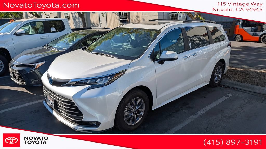 Used 2025 Toyota Sienna XLE w/ XLE Plus Package
