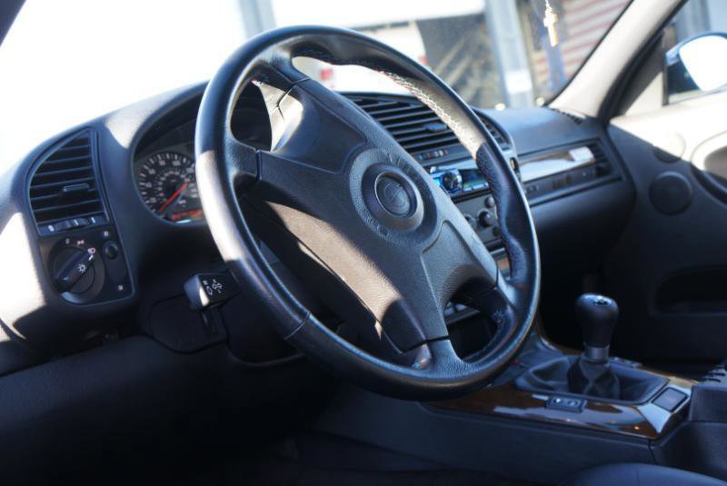 Used 1995 BMW M3 Coupe image 7